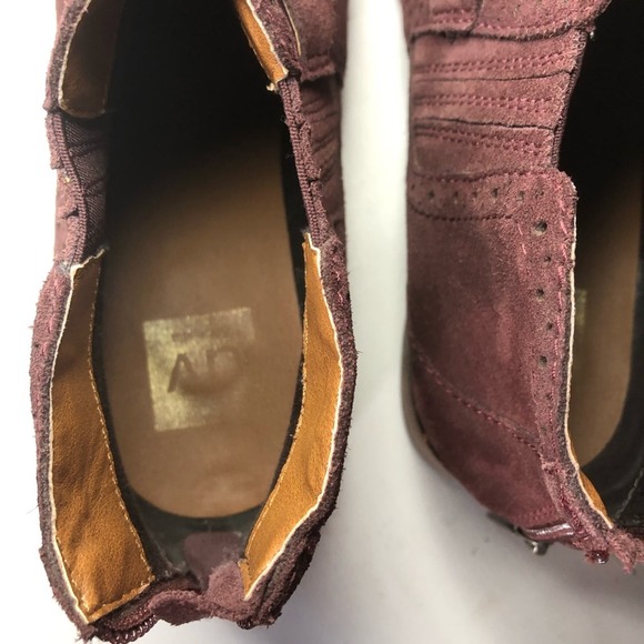 DV by Dolce Vita | Purple Suede Ankle Boots Booties 7.5 - Picture 9 of 16